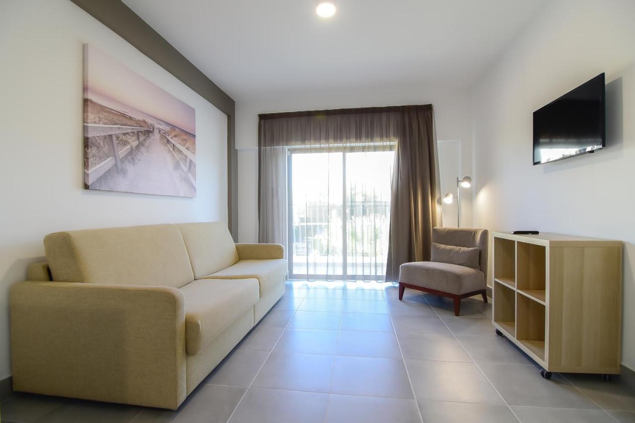 Bayside Salgados Aparthotel 3*