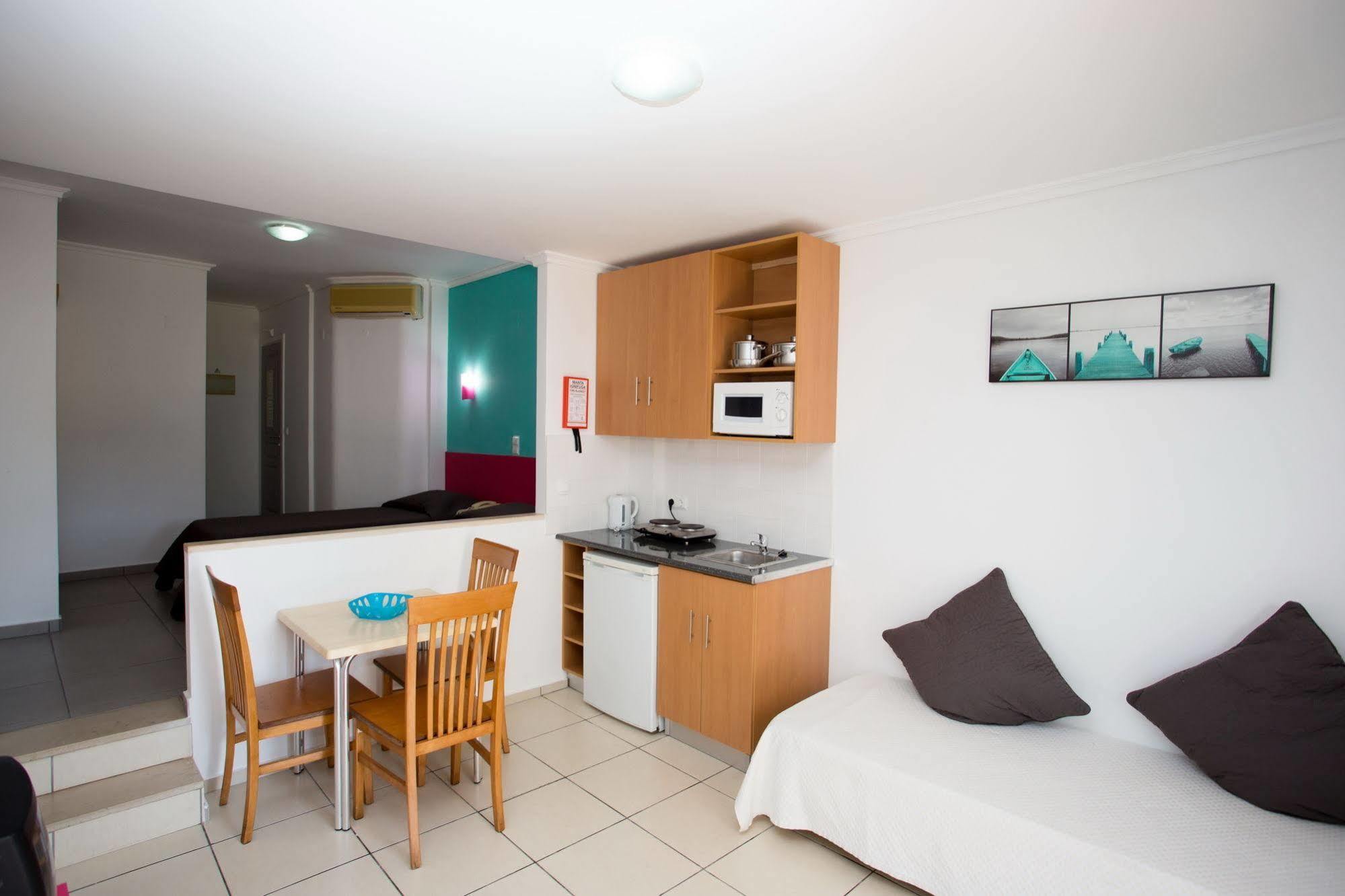 Bayside Salgados Apart-hotel